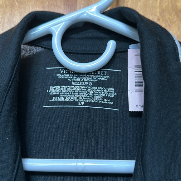 💖 Victoria’s Secret Sleep tee - Picture 4 of 7